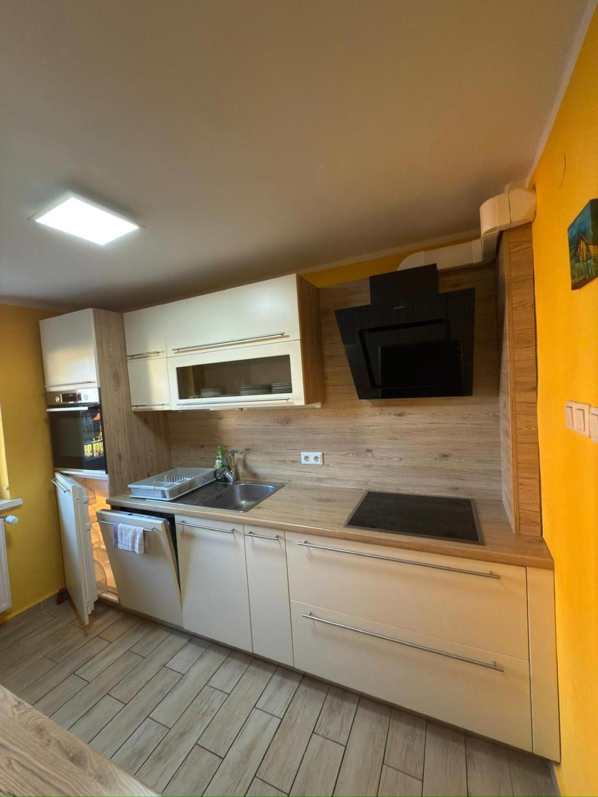 Privatunterkunft Sobe-apartma *