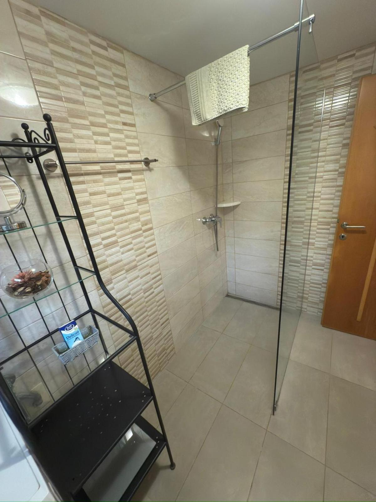 Sobe-apartma Privatunterkunft Marburg