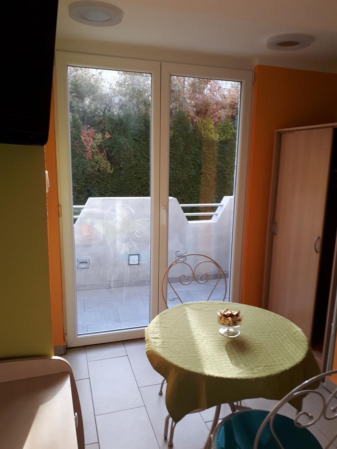 Sobe-apartma Privatunterkunft