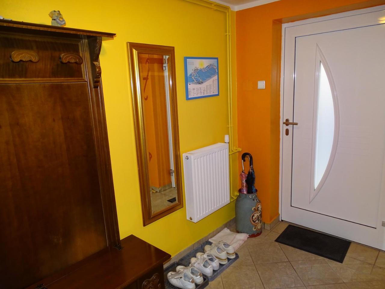 Sobe-apartma Privatunterkunft